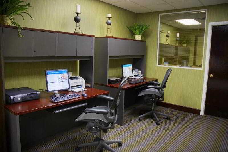 Surestay Plus Hotel By Best Western Clearwater Central 外观 照片