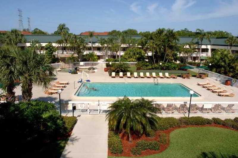 Surestay Plus Hotel By Best Western Clearwater Central 外观 照片