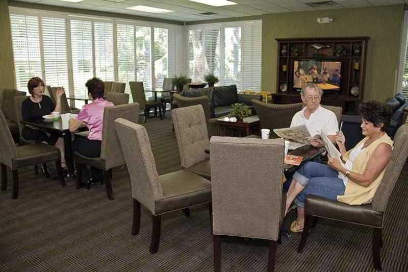 Surestay Plus Hotel By Best Western Clearwater Central 外观 照片