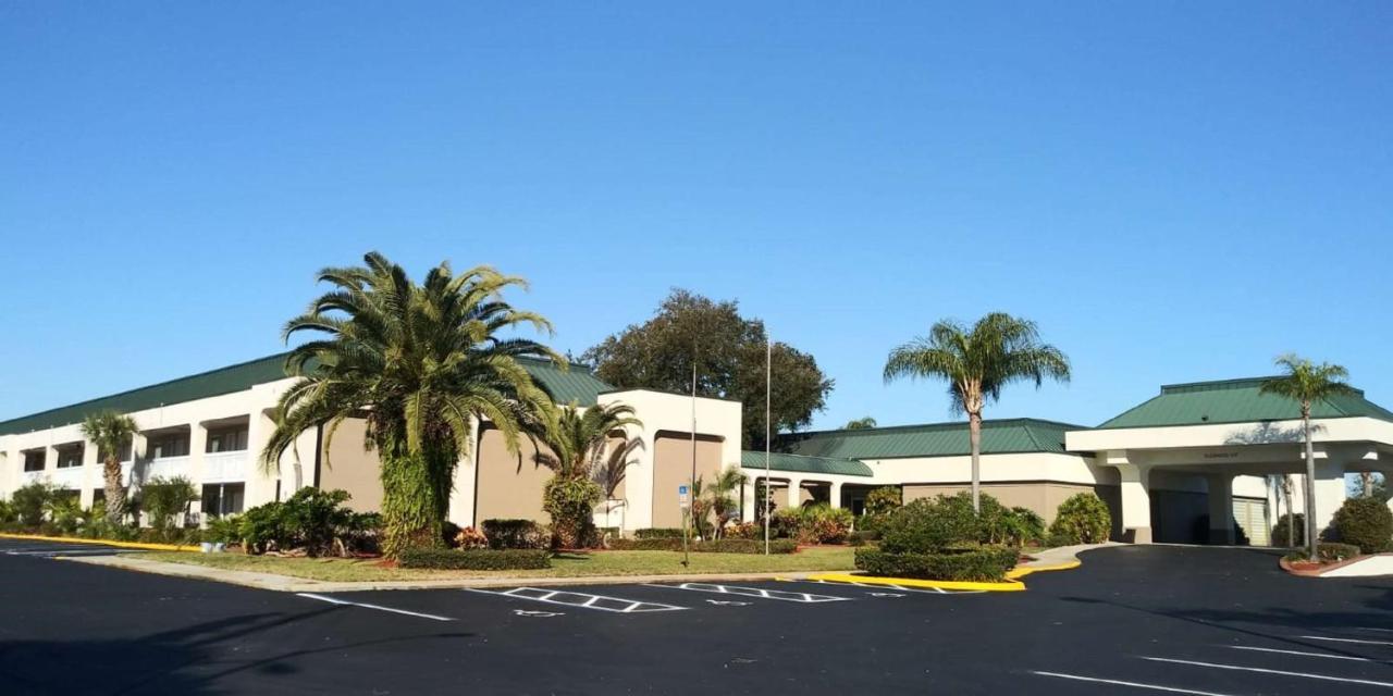 Surestay Plus Hotel By Best Western Clearwater Central 外观 照片